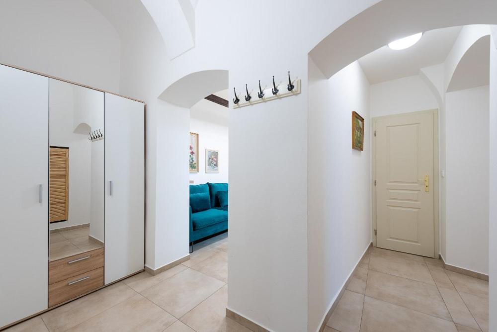 Rose Apartments / Romantic & Cozy / City Center Prague Ngoại thất bức ảnh